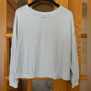 Old Navy White and Gray Striped Crew Neck